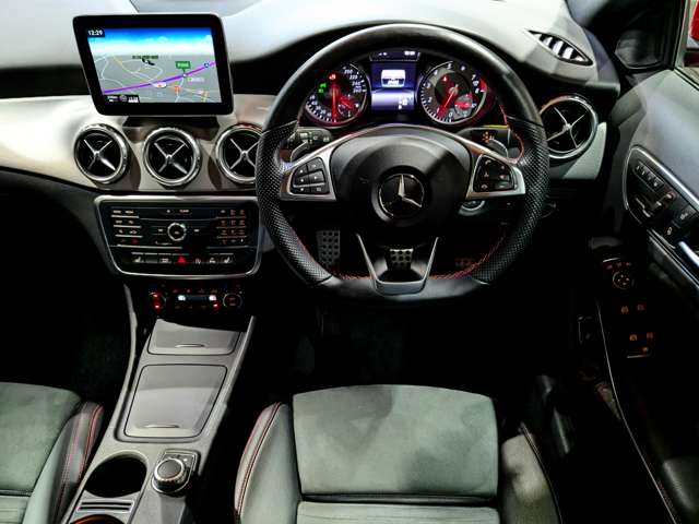 メルセデスベンツ ＧＬＡクラス ＧＬＡ１８０　スポーツ H28年 (関東) 99
