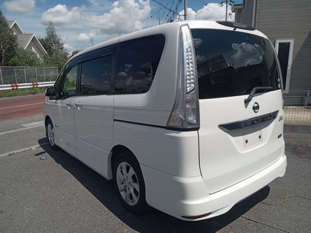 日産 セレナ ２．０ ハイウェイスター Ｓ－ＨＹＢＲＩＤ Ｖセレクション H25年 (関東) 99