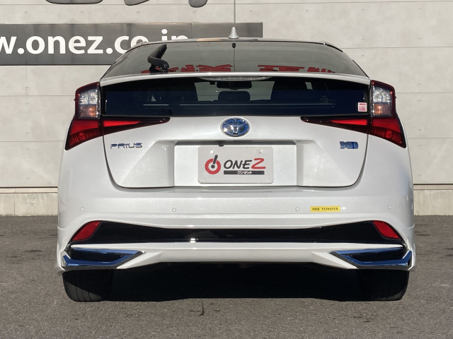 トヨタ プリウス １．８ Ｓ セーフティ プラスＩＩ R3年 (四国) 99