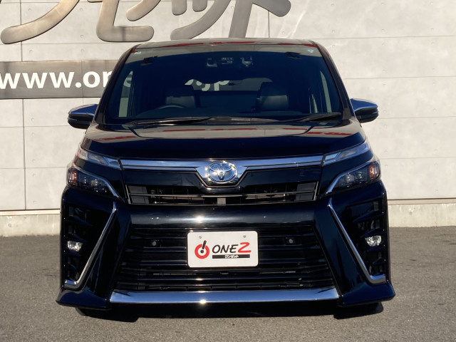トヨタ ヴォクシー １．８ ハイブリッド ＺＳ 煌ＩＩＩ R3年 (四国) 99