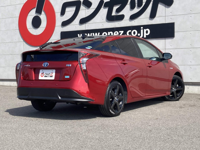 トヨタ プリウス １．８ Ａ プレミアム ツーリングセレクション ２０ＴＨアニバーサリー リミテッド H29年 (四国) 99