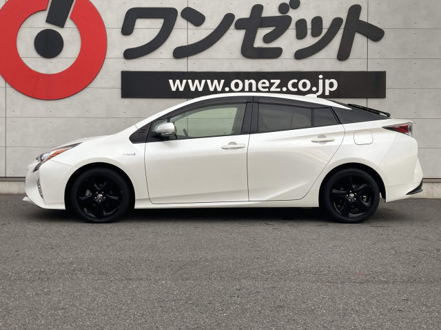 トヨタ プリウス １．８ Ｓ ツーリングセレクション H28年 (四国) 99