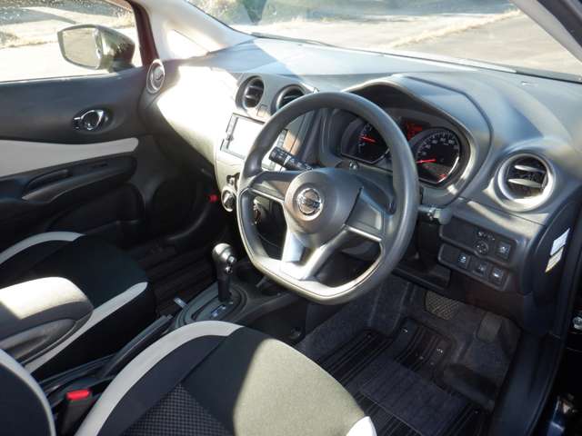 日産 ノート １．２ Ｘ ＦＯＵＲ ４ＷＤ R1年 () 99
