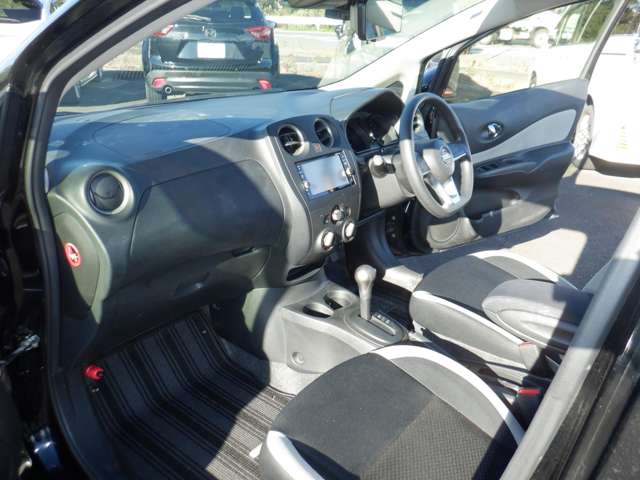 日産 ノート １．２ Ｘ ＦＯＵＲ ４ＷＤ R1年 () 99