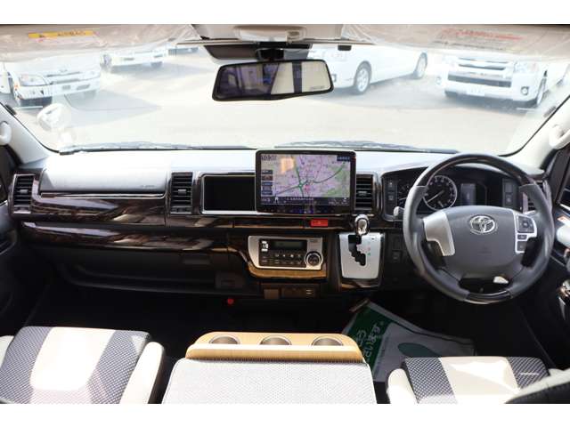 トヨタ ハイエースバン トイファクトリー R5年 (九州・沖縄) 99