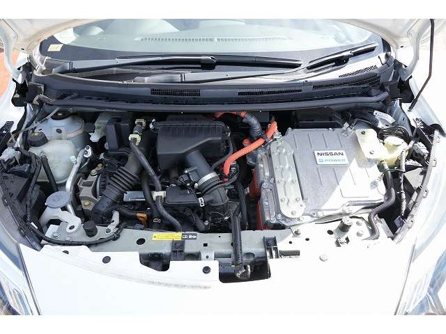 日産 ノート １．２ Ｅ－ＰＯＷＥＲ Ｘ H29年 (関東) 99