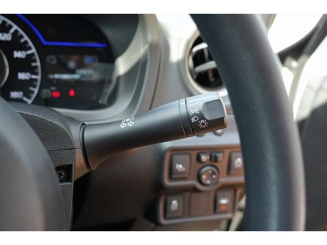 日産 ノート １．２ Ｅ－ＰＯＷＥＲ Ｘ H29年 (関東) 99