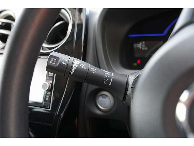 日産 ノート １．２ Ｅ－ＰＯＷＥＲ Ｘ H29年 (関東) 99