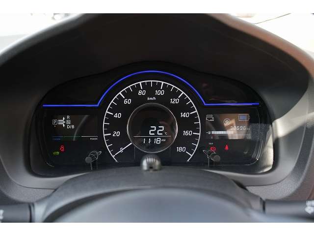 日産 ノート １．２ Ｅ－ＰＯＷＥＲ Ｘ H29年 (関東) 99