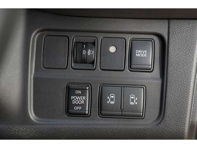 日産 セレナ １．２ Ｅ－ＰＯＷＥＲ ＸＶ R3年 (関東) 99
