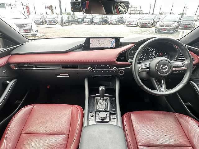 マツダ ＭＡＺＤＡ３　ファストバック １．８ ＸＤ バーガンディ セレクション ディーゼルターボ R2年 (関東) 99
