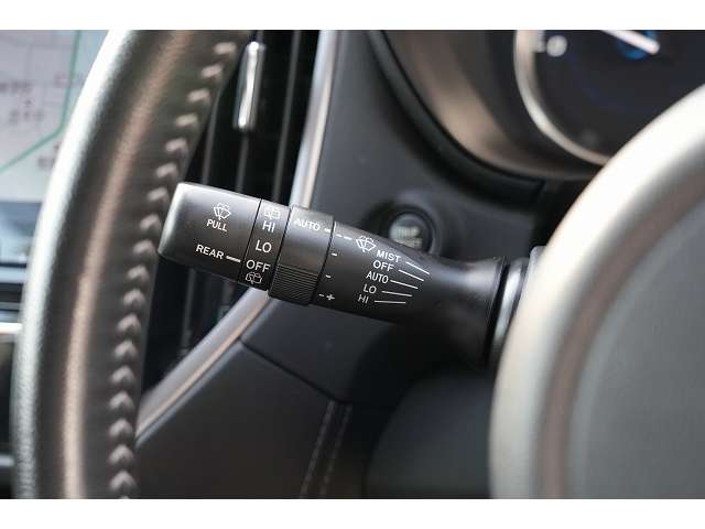 スバル フォレスター　ハイブリッド ２．０ アドバンス ４ＷＤ R1年 (関東) 99