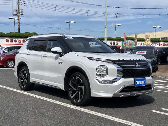 三菱 アウトランダーＰＨＥＶ ＰＨＥＶ ２．４ Ｐ ４ＷＤ R5年 (関東) 99