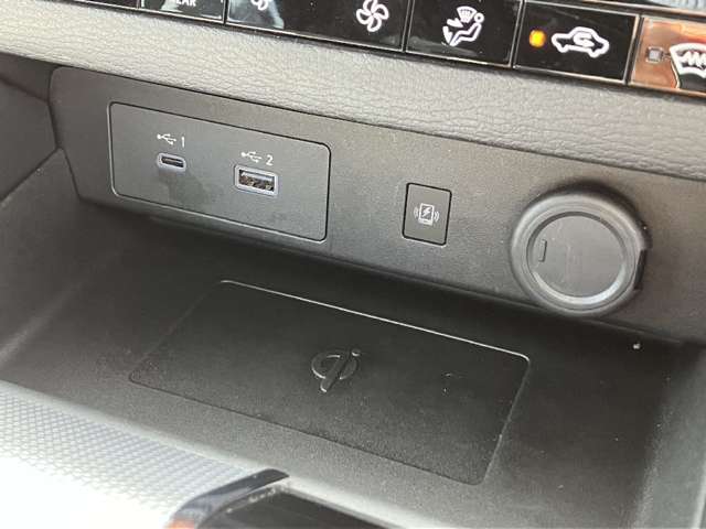 三菱 アウトランダーＰＨＥＶ ＰＨＥＶ ２．４ Ｐ ４ＷＤ R5年 (関東) 99