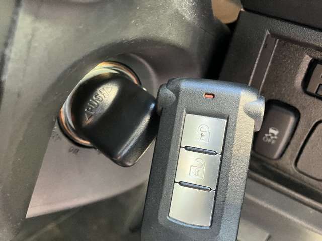 三菱 デリカ　Ｄ：５ ２．２ Ｄ パワーパッケージ ディーゼルターボ ４ＷＤ H29年 (関東) 99