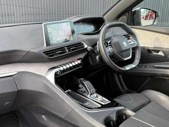 プジョー ３００８ ＧＴ ブルーＨＤＩ ブラック パック ディーゼルターボ R5年 (関東) 99