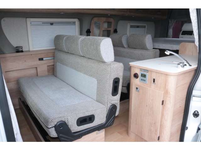 トヨタ ハイエースバン ナッツＲＶ R5年 (関東) 99