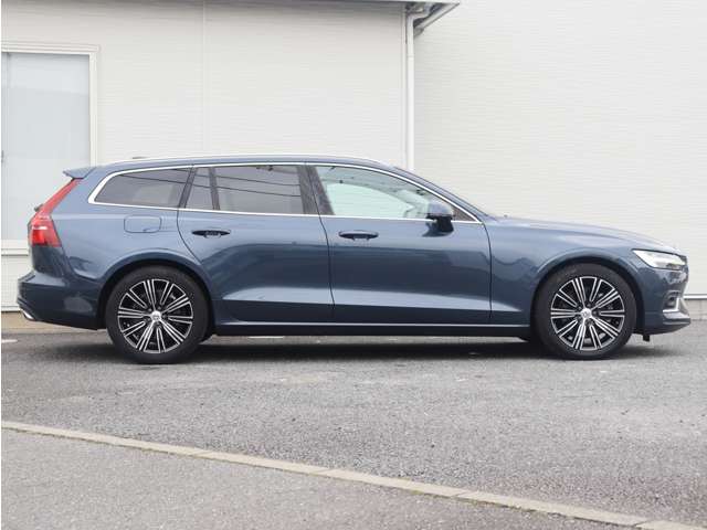 ボルボ Ｖ６０ Ｔ５　インスクリプション R1年 (関東) 99