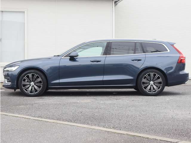 ボルボ Ｖ６０ Ｔ５　インスクリプション R1年 (関東) 99