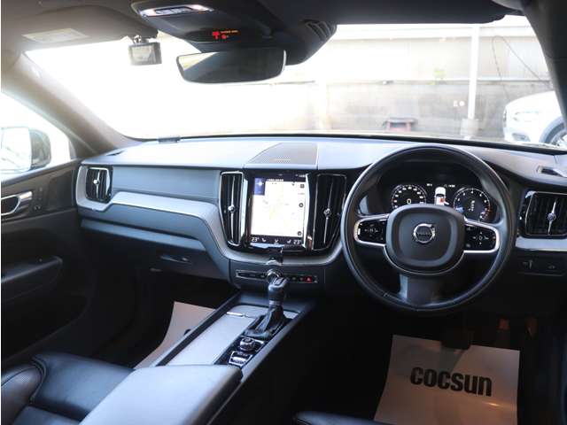 ボルボ ＸＣ６０ Ｔ５ ＡＷＤ インスクリプション ４ＷＤ R1年 (関東) 99