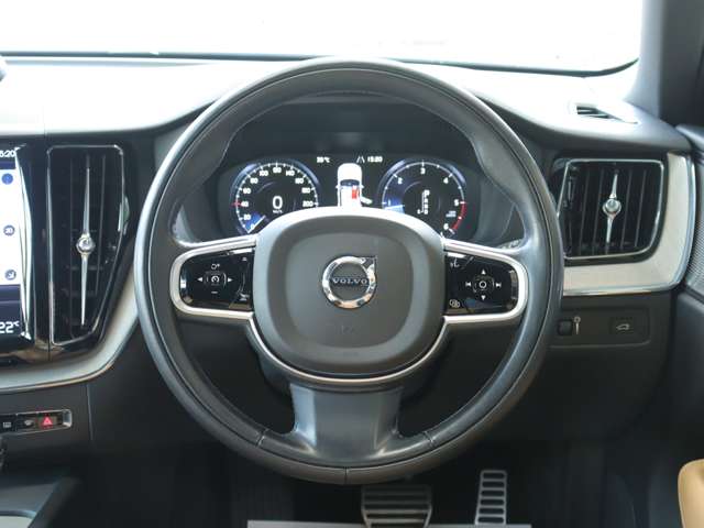 ボルボ ＸＣ６０ Ｄ４ ＡＷＤ インスクリプション ディーゼルターボ ４ＷＤ H30年 (関東) 99