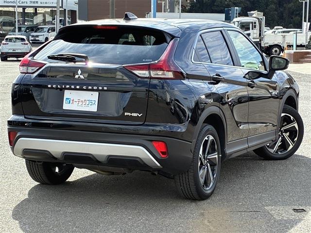 三菱 エクリプス　クロス　ＰＨＥＶ ＰＨＥＶ ２．４ Ｍ ４ＷＤ R3年 (関東) 99
