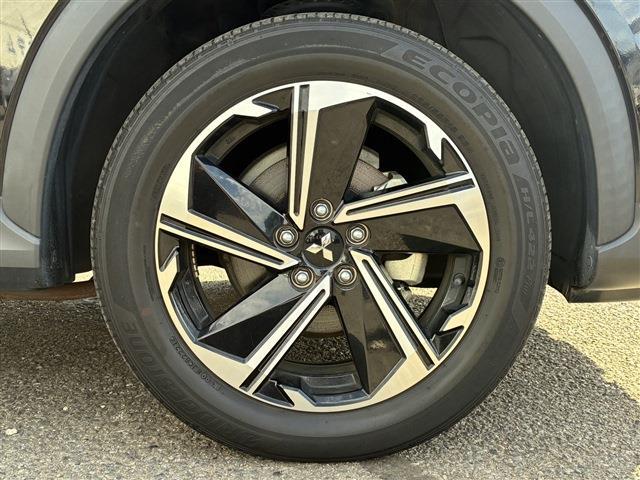 三菱 エクリプス　クロス　ＰＨＥＶ ＰＨＥＶ ２．４ Ｍ ４ＷＤ R3年 (関東) 99