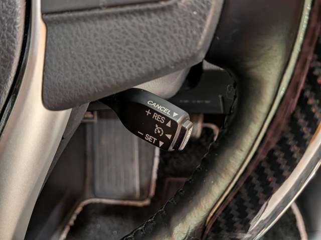 トヨタ エスクァイア ２．０ ＧＩ プレミアムパッケージ ブラックテーラード ４ＷＤ R1年 (関東) 99