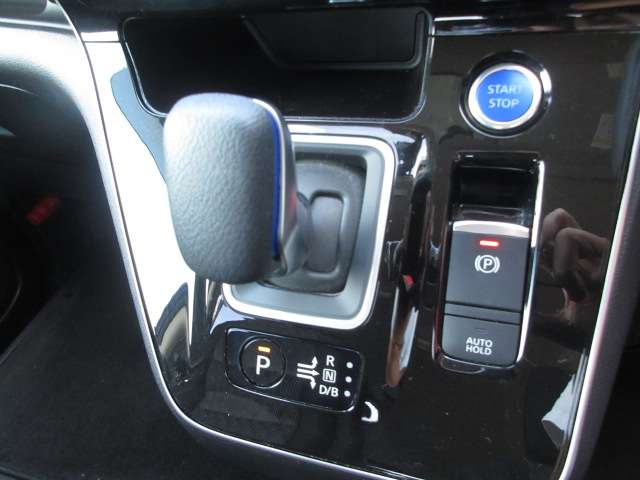 日産 セレナ １．２ Ｅ－ＰＯＷＥＲ ハイウェイスター Ｖ R3年 (関東) 99