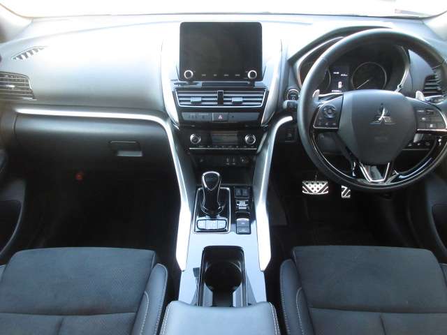 三菱 エクリプス　クロス　ＰＨＥＶ ＰＨＥＶ ２．４ Ｐ ４ＷＤ R3年 (関東) 99