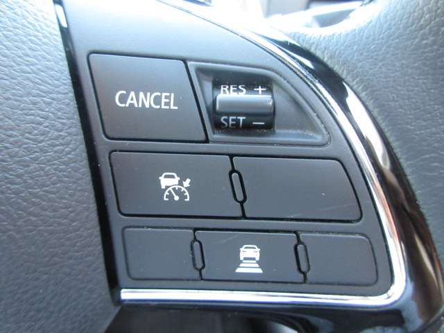 三菱 エクリプス　クロス　ＰＨＥＶ ＰＨＥＶ ２．４ Ｐ ４ＷＤ R3年 (関東) 99