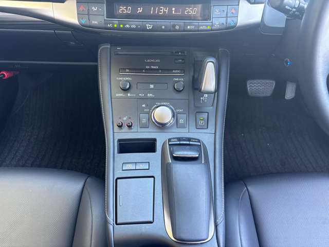 レクサス ＣＴ２００ｈ バージョンＣ H26年 (九州・沖縄) 99