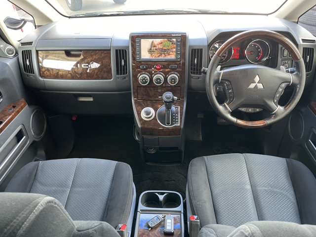 三菱 デリカ　Ｄ：５ ２．４ Ｇ プレミアム ４ＷＤ H21年 (九州・沖縄) 99