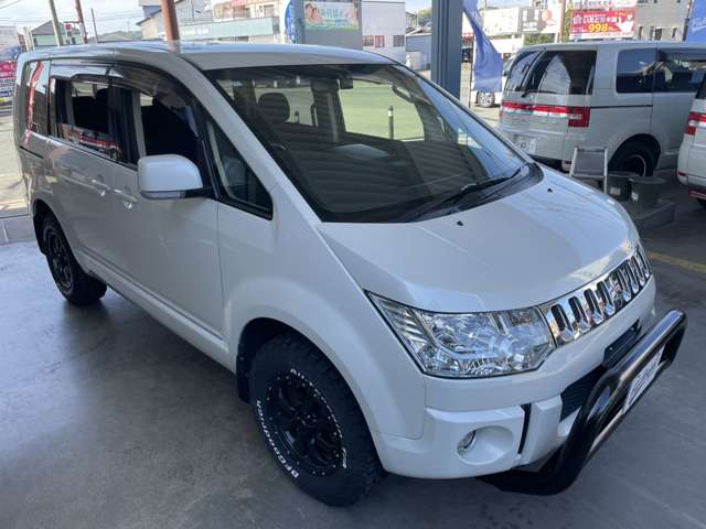 三菱 デリカ　Ｄ：５ ２．２ Ｄ パワーパッケージ ディーゼルターボ ４ＷＤ H25年 (九州・沖縄) 99
