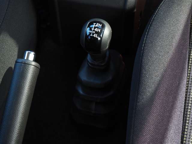 スズキ ジムニー　ノマド １．５ ＦＣ ４ＷＤ R7年 (東北) 99