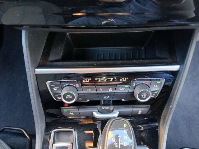 ＢＭＷ ２シリーズグランツアラー ２１８Ｄ ディーゼルターボ H29年 () 99