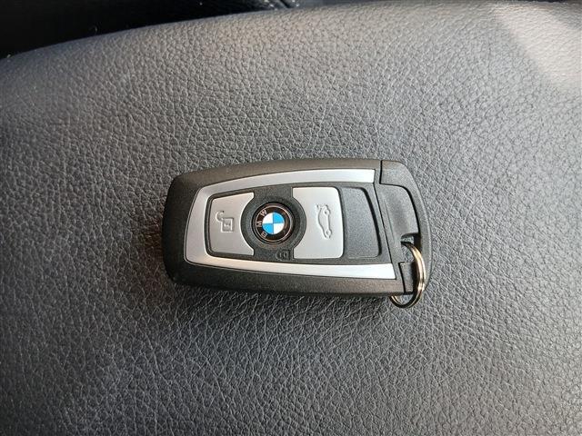 ＢＭＷ ３シリーズ ３２０ｄ　ラグジュアリー H29年 () 99