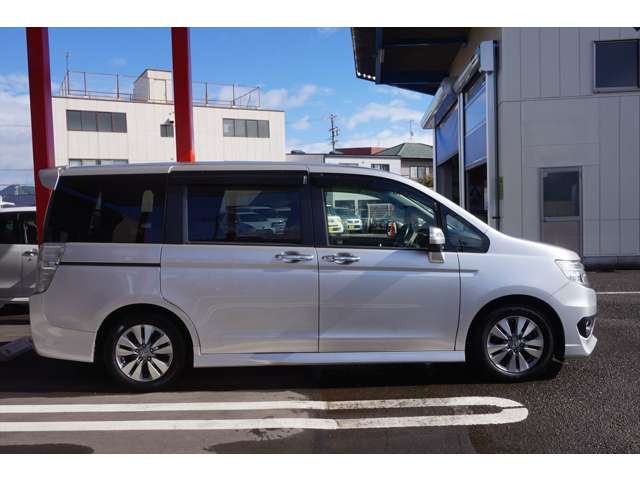 ホンダ ステップワゴン　スパーダ ２．０ スパーダ Ｚ H24年 (東海) 99