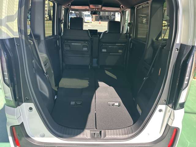 ホンダ Ｎ　ＢＯＸ カスタム ６６０ コーディネートスタイル ２トーン R8年 (東海) 99