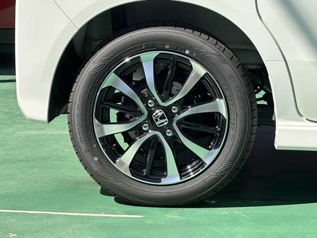 ホンダ Ｎ　ＢＯＸ カスタム ６６０ コーディネートスタイル ２トーン R8年 (東海) 99