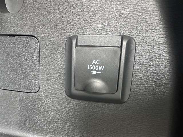 三菱 アウトランダーＰＨＥＶ ＰＨＥＶ ２．４ Ｐ ４ＷＤ R5年 (東海) 99