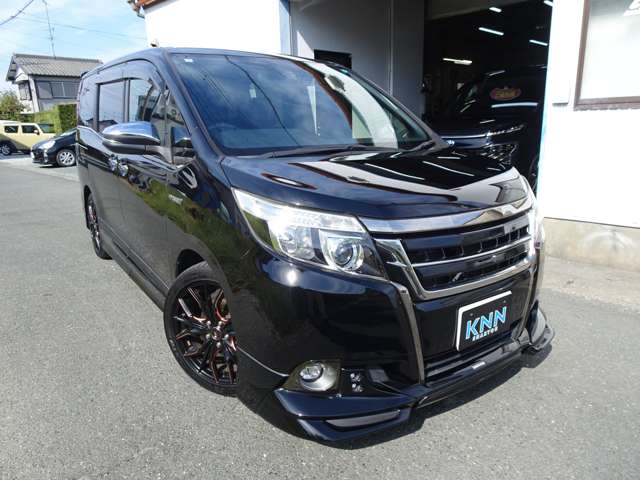 トヨタ エスクァイア　ハイブリッド １．８ ハイブリッド ＧＩ ブラックテーラード H29年 (東海) 99