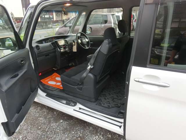 ダイハツ タント ６６０ カスタム ＲＳ H23年 (東海) 99