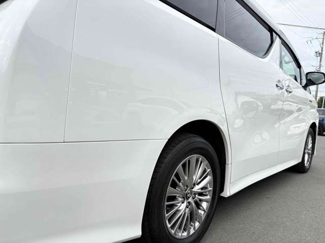 トヨタ ヴェルファイア　ハイブリッド ハイブリッド ２．５ ＺＲ Ｅ－ＦＯＵＲ ４ＷＤ H30年 (東海) 99