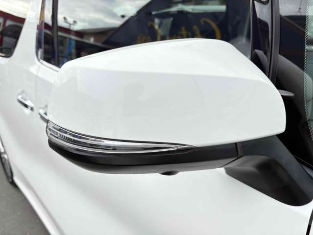 トヨタ ヴェルファイア　ハイブリッド ハイブリッド ２．５ ＺＲ Ｅ－ＦＯＵＲ ４ＷＤ H30年 (東海) 99