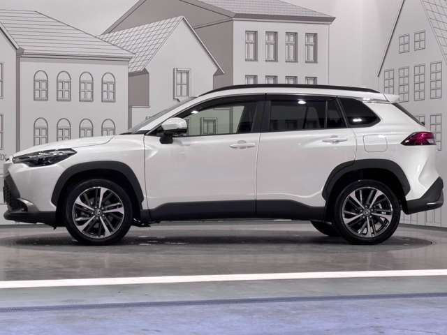トヨタ カローラクロス　ハイブリッド １．８ ハイブリッド Ｚ Ｅ－ＦＯＵＲ ４ＷＤ R6年 () 99