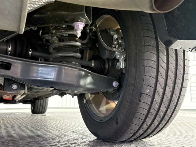 トヨタ カローラクロス　ハイブリッド １．８ ハイブリッド Ｚ Ｅ－ＦＯＵＲ ４ＷＤ R6年 () 99