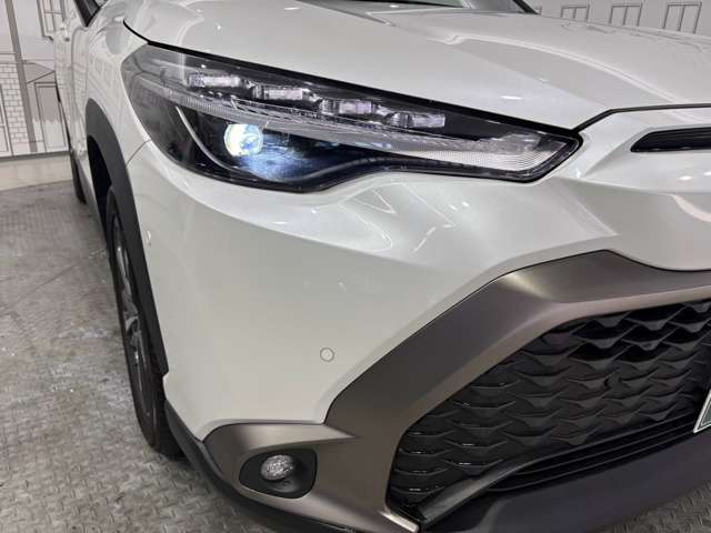 トヨタ カローラクロス　ハイブリッド １．８ ハイブリッド Ｚ Ｅ－ＦＯＵＲ ４ＷＤ R6年 () 99
