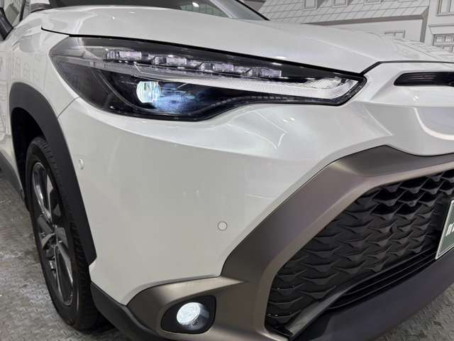 トヨタ カローラクロス　ハイブリッド １．８ ハイブリッド Ｚ Ｅ－ＦＯＵＲ ４ＷＤ R6年 () 99
