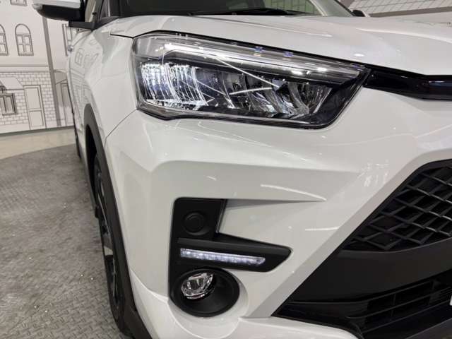 トヨタ ライズ　ハイブリッド ハイブリッド １．２ Ｚ R8年 () 99
